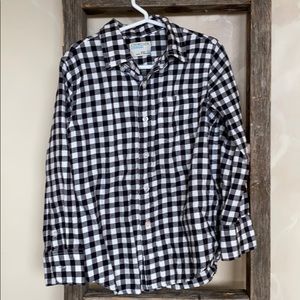 B/w checked button down
